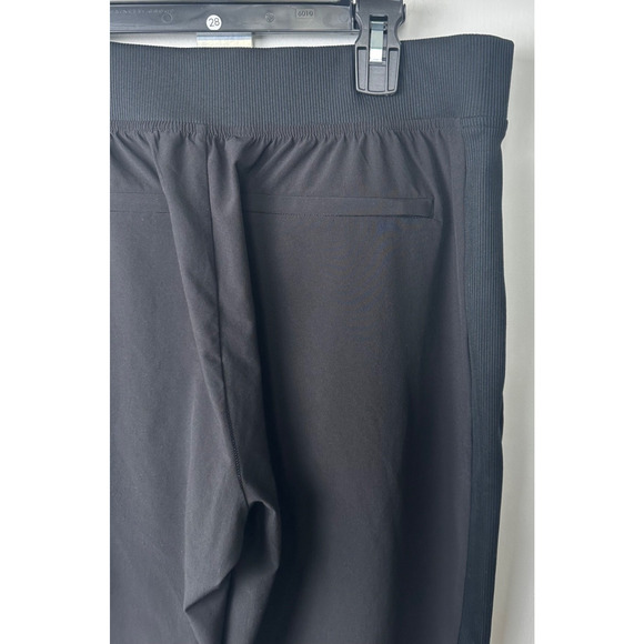 Athleta Women Pants 10 Black Poly Blend Pull On Stretch Regular Activewear A30 - Picture 4 of 9